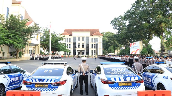 Apel gelar pasukan Operasi Keselamatan Siginjai di Polda Jambi