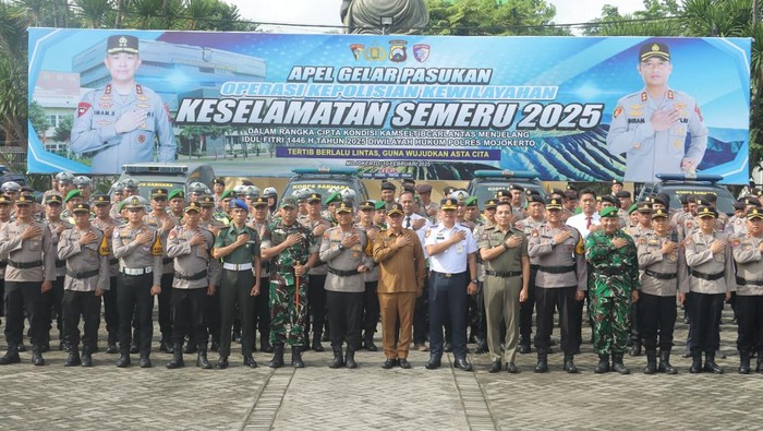 Apel Operasi Keselamatan Semeru 2025 di Mojokerto