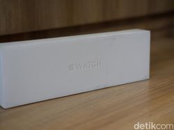 Unboxing Apple Watch Series 10 Jet Black yang Menawan