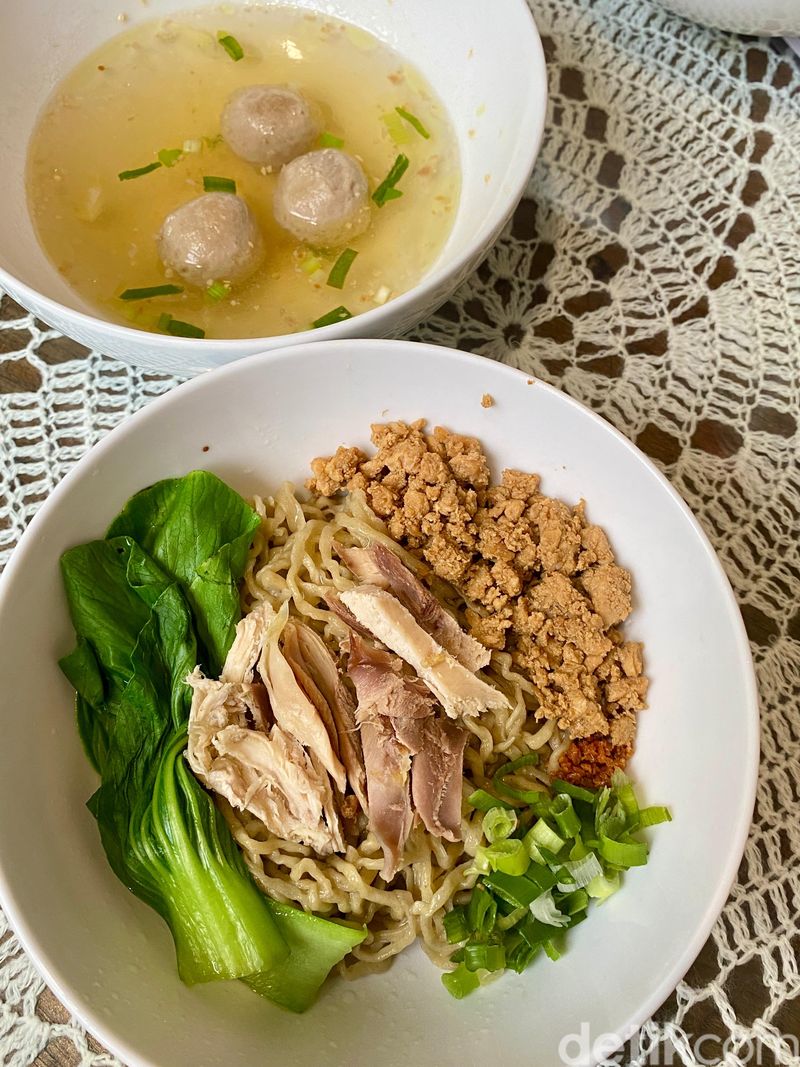 Bakmi Lei
