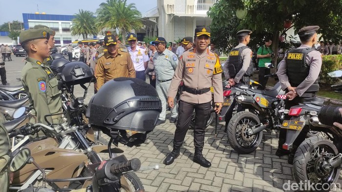 Budaya Tertib Lalu Lintas saat Operasi Keselamatan Semeru 2025 di Sidoarjo