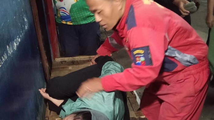 Damkar Kota Bogor diminta menangani orang kesurupan