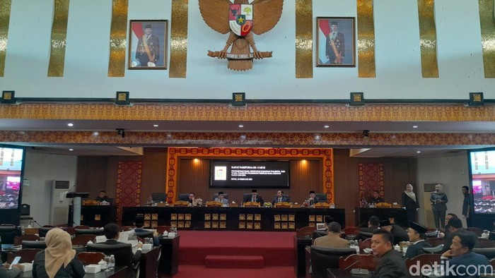 DPRD Palembang mengumumkan hasil penetapan Wali Kota dan Wakil Wali Kota Palembang terpilih