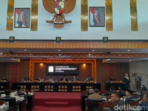 DPRD Umumkan RD-PS sebagai Wako dan Wawako Palembang Terpilih
