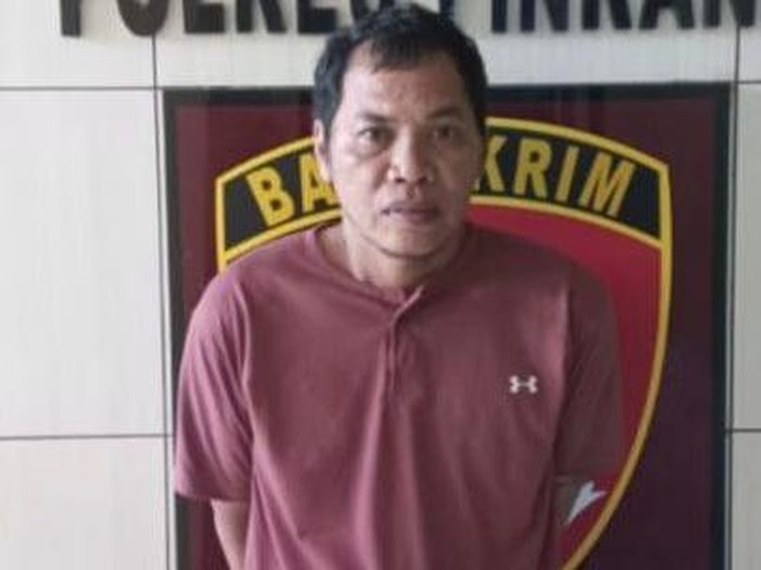 EF (40) alias Ferdi, pelaku pembobolan SPBU Massila di Pinrang.