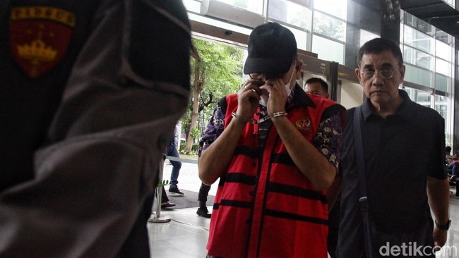Hukuman 16 Tahun Penjara Eks Pejabat MA Dilawan Jaksa