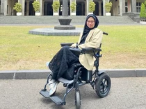 Meski Berkursi Roda, Ida Buktikan Raih Beasiswa LPDP & Lulus S2 Cumlaude di UGM