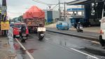 Lubang di Mana-mana! Rusaknya Jalan Parung-Ciputat