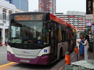 Aturan Baru di Singapura: Makan dan Nyampah di Bus Didenda Rp 7 Juta!