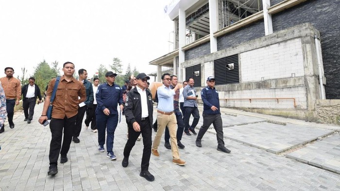 Komisi XII DPR dampingi KLH segel hotel di KEK Lido