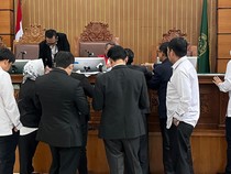 Video: Hasto dan KPK Serahkan Kesimpulan Praperadilan, Besok Putusan