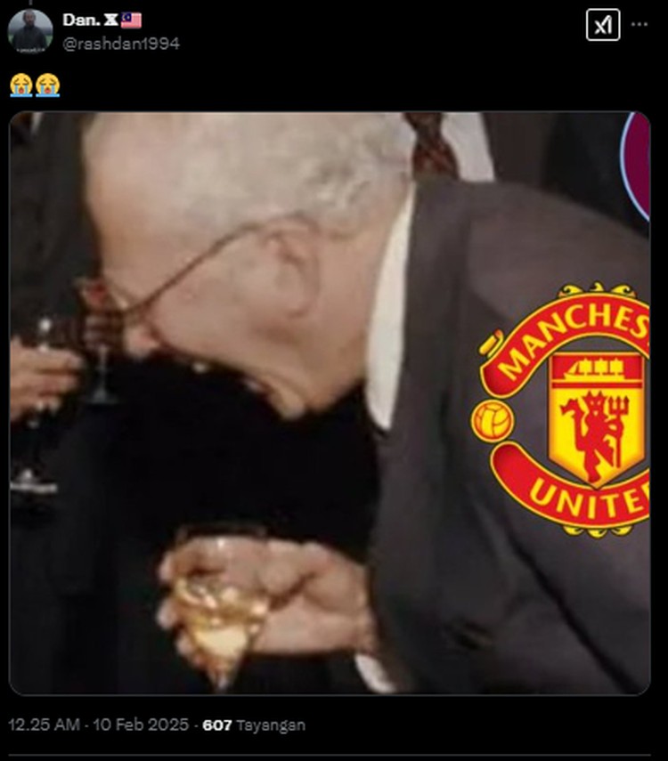 Meme Liverpool Kalah dari Plymouth, Tanpa Mo Salah Timnya Seperti MU Liverpool tereliminasi dari FA Cup, usai kalah 0-1 dari Playmouth. Netizen menilai, tanpa Mohamed Salah dan Virgil Van Dijk Liverpool seperti Manchester United.