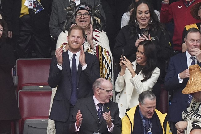 Invictus Games merupakan ajang olah raga yang pertama kali digagas oleh Pangeran Harry pada 2014. Acara ini digelar sebagai bentuk dukungan bagi para prajurit yang mengalami cedera akibat tugas militer. Foto: AP/Aaron Chown