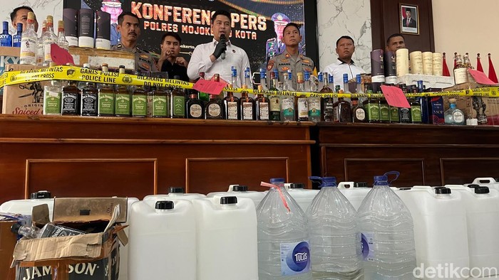Pemalsuan miras impor di Kota Mojokerto