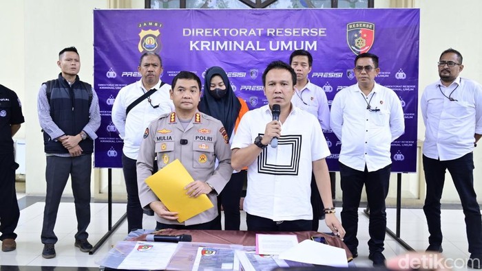 Polisi mengungkap skema ponzi dalam penipuan paylater oleh oknum bhayangkari di Jambi