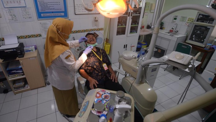 Rencana Kemenkes RI Tambah Kuota Dokter Gigi demi Pelayanan Merata