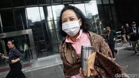 Rini turut diperiksa mengenai program PGN yang diakusisi oleh Pertamina. Dia mengatakan bahwa memang betul program itu merupakan milik pemerintah. Namun Rini mengaku tidak mengetahui perihal isi kontrak yang tercantum terkait program PGN ini. Dia mengatakan tidak mengetahui perihal transaksi yang terjadi.
