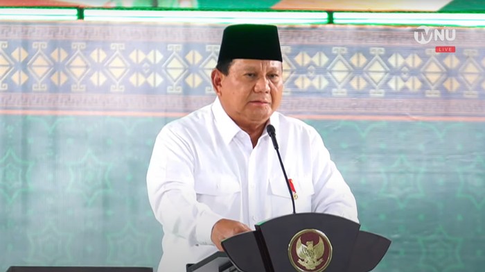 Presiden Prabowo Subianto dalam acara Pembukaan Kongres XVIII Muslimat NU di Surabaya, Senin (10/2/2025)