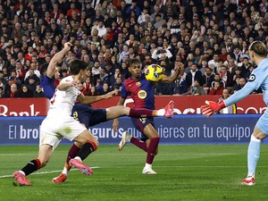 Sevilla Vs Barcelona: 10 Pemain Blaugrana Menang 4-1