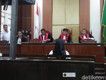 Riuh Sidang Calo Akpol Rp 4,9 M gegara Fatmasari Hanya Dituntut 4 Tahun Bui