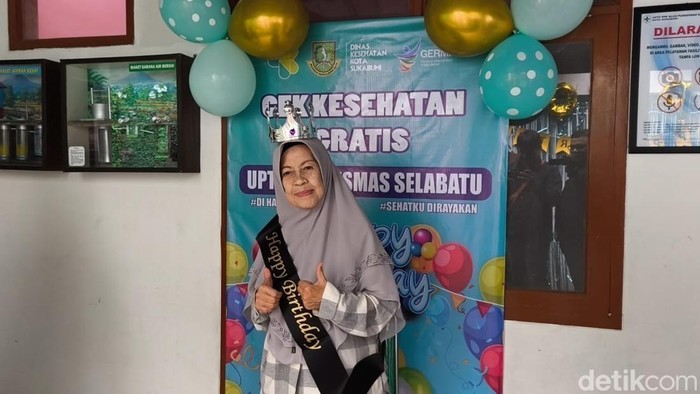 Suasana cek kesehatan gratis di Kota Sukabumi