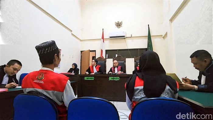 Suasana sidang kasus pembunuhan Lili di PN Cibadak, Sukabumi.