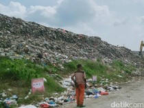 TPA Sampah Troketon Klaten Terbakar, Diduga karena Gas Metan