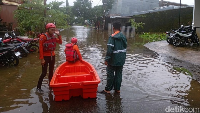 Banjir di Perumnas Antang Makassar.