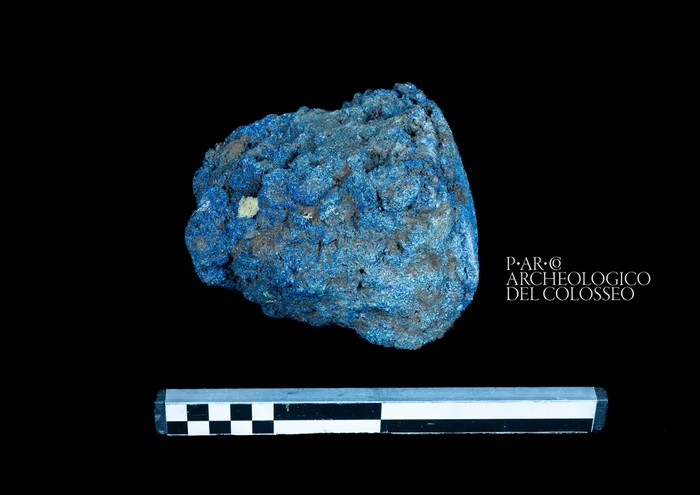 Bongkahan Biru Mesir