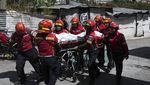 Horor! 51 Penumpang Bus Tewas Usai Jatuh ke Sungai Tercemar Limbah