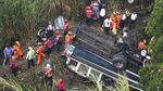 Horor! 51 Penumpang Bus Tewas Usai Jatuh ke Sungai Tercemar Limbah