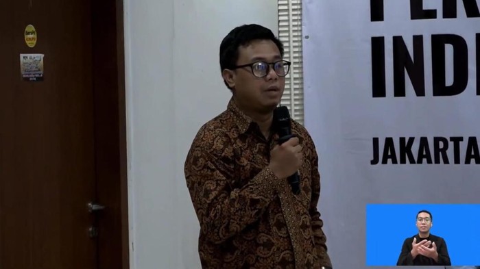Deputi Transparency International Indonesia, Wawan Heru Suyatmiko (Tangkapan layar YouTube).