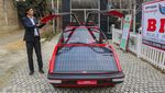 Potret Mobil Bertenaga Surya Pertama di Kashmir, Bikinan Guru Matematika
