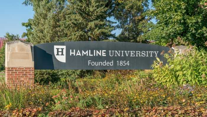 ST. PAUL, MN/USA - SEPTEMBER 22, Entrance Sign to the campus of Hamline University.