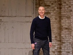 Stuart Vevers Mendengar Gen Z: Kunci Sukses Coach saat Dunia Mode Bergejolak