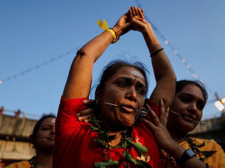 Malaysia Gelar Festival Thaipusam, Liatnya Bikin Ngilu