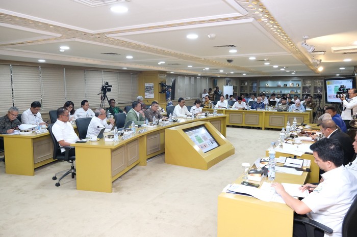 Menteri Agraria dan Tata Ruang/Kepala Badan Pertanahan Nasional (ATR/BPN), Nusron Wahid Rapat dengan Komite I Dewan Perwakilan Daerah Republik Indonesia (DPD RI), Selasa (11/02/2025),