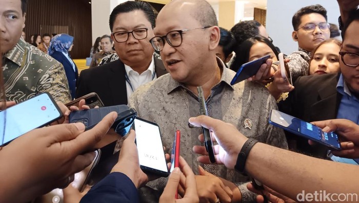Menteri Investasi Rosan P Roeslani
