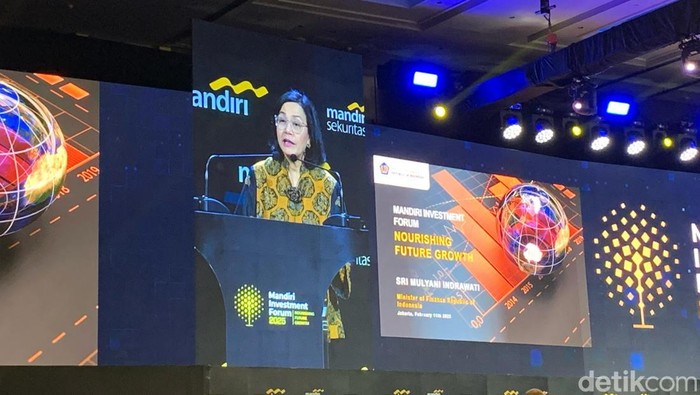 Menteri Keuangan Sri Mulyani Indrawati alam acara Mandiri Investor Forum 2025.