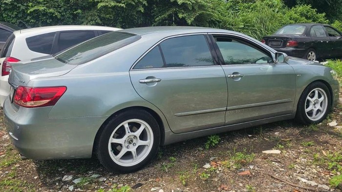 Foto mobil curian sekaligus yang menabrak tiga anggota Resmob Polda Jateng.