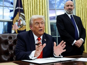 Video: Trump Telepon Putin dan Zelenskiy, Gedung Putih: Rusia-Ukraina Ingin Berdamai