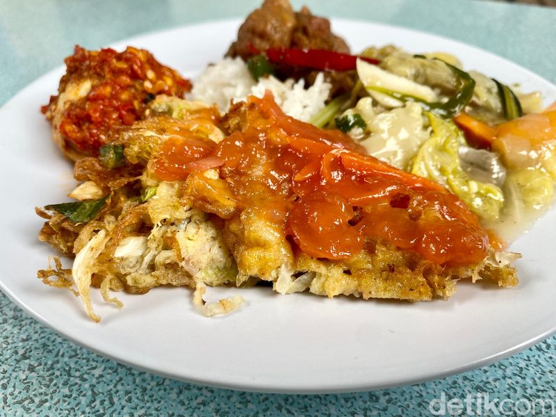  Cicip Nasi Warteg Kekinian ala China Peranakan