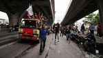Sopir Truk Kontainer Demo di Pelabuhan Tanjung Priok
