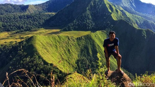 Suasana bukit Provok di Gunung Rinjani, Lombok Timur, NTB. (Ahmad Viqi/detikBali)
