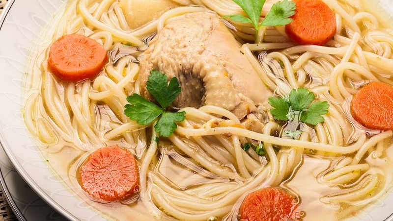 10 Sup Ayam Terbaik di Dunia Versi Taste Atlas, Ada Soto Lamongan!