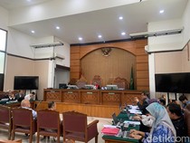 Video: Pandangan Ahli KPK soal Alat Bukti yang Dipersoalkan Kubu Hasto