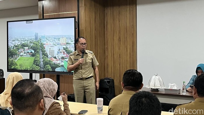 Wali Kota Makassar Mohammad Ramdhan Danny Pomanto saat meresmikan Mal Pelayanan Publik atau Makassar Government Center (MGC).