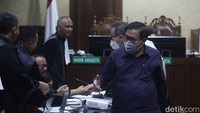 Sebelumnya, tiga hakim PN Surabaya didakwa menerima suap Rp 1 miliar dan SGD 308 ribu atau setara Rp 3,6 miliar terkait vonis bebas Ronald Tannur atas kematian kekasihnya, Dini Sera Afrianti. Ketiga hakim itu ialah Erintuah Damanik, Heru Hanindyo, dan Mangapul. 