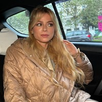 Berdasarkan postingan terbarunya, Camila pun memilih profesi baru yakni sebagai reporter lapangan di ATP Buenos Aires. Foto: Instagram Camila Giorgi