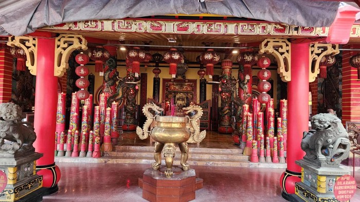 Cap Go Meh di Kelenteng Eng An Kiong Malang